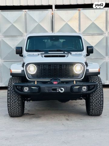 מודעת רכב ג'יפ רנגלר