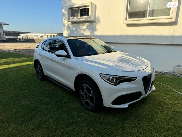 מודעת רכב אלפא רומיאו סטלביו