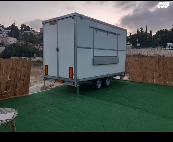 מודעת רכב ממונע אוטוקראוון