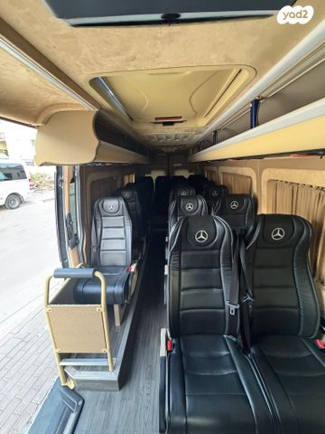 מיניבוסים ורכבי הסעות