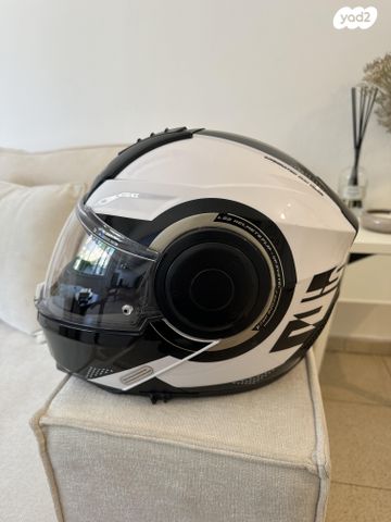 feedItemObj.data.row_1