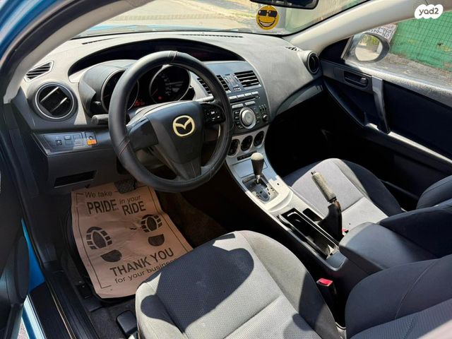 מאזדה 3