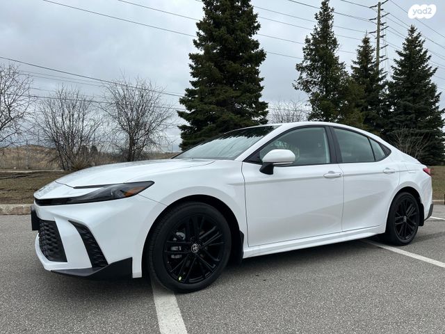 טויוטה קאמרי