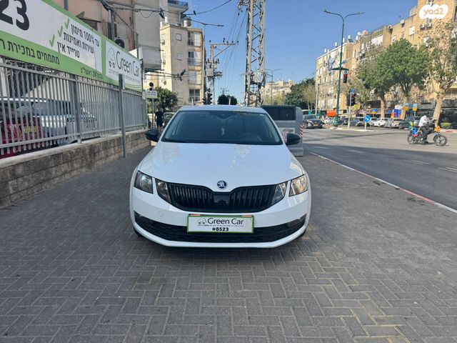 סקודה אוקטביה 