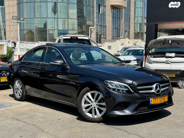 מודעת רכב מרצדס-בנץ C-class