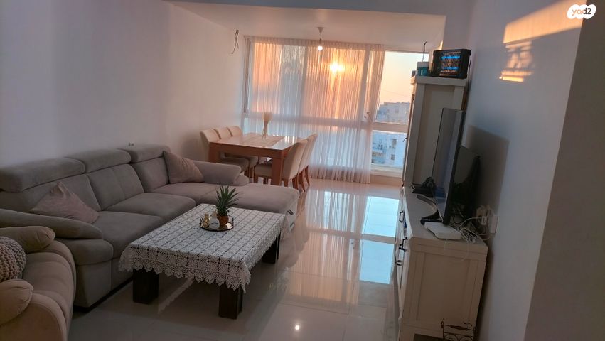 דירה, רבי פנחס בן יאיר 11, אלעד