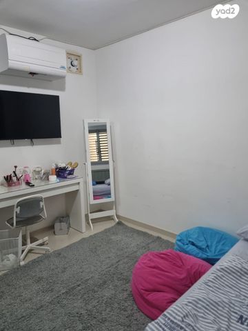 דירה, שדרות רפאל סויסה 9, בר לב, מזכרת בתיה