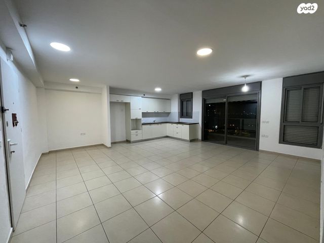 דירה, שלמה אלירז 5, רמב"ם, ראשון לציון