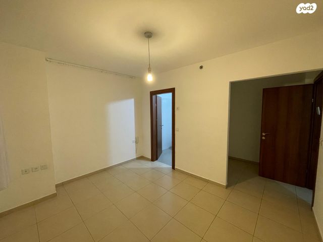 דירה, שלמה אלירז 5, רמב"ם, ראשון לציון