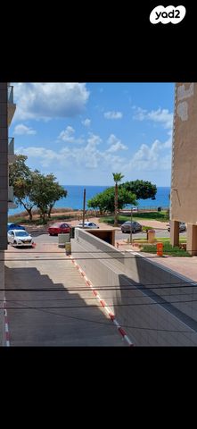 שדרות ז'בוטינסקי 20