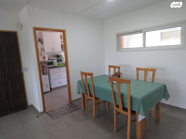 דירה, תל חי 64, שיכון ד', קרית שמונה