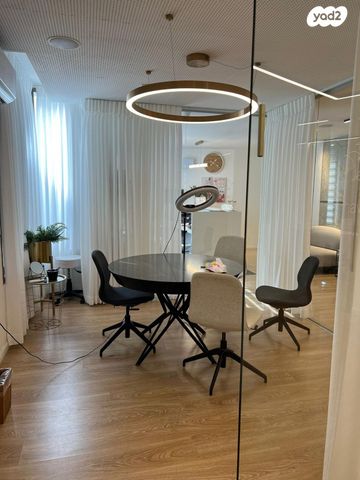 משרדים, יגאל אלון 159, נחלת יצחק, תל אביב יפו