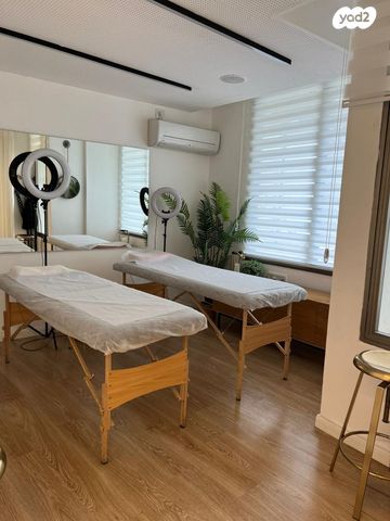 משרדים, יגאל אלון 159, נחלת יצחק, תל אביב יפו