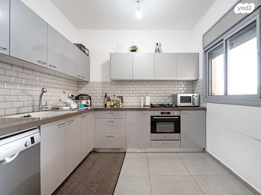 דירה, הדס, קרית אילון, חולון