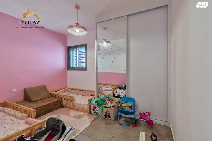 דירה, שדרות הרצל, נאות שמיר, יבנה