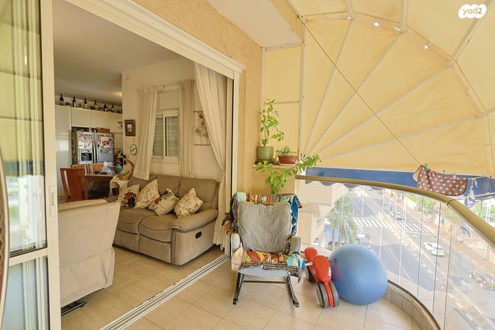 גג/ פנטהאוז, פתח תקווה