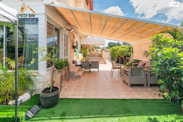 בית פרטי/ קוטג', נווה אילן - אזרחי, יבנה