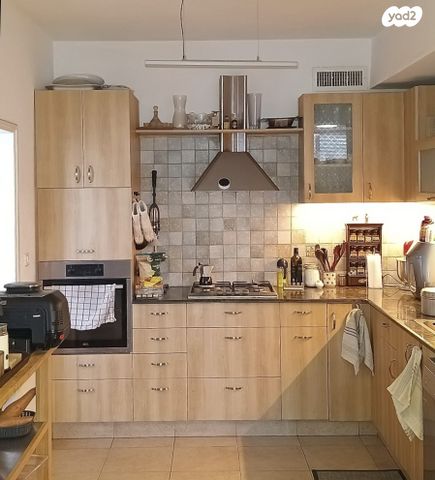 שד האוטהקר 3