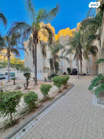 דירה, עוזי נרקיס, רמות הרכס, באר שבע