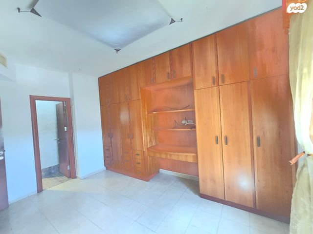 דירת גן, ברכה צפירה, רמת שרת, ירושלים