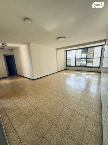 דירה, חיים ארלוזורוב 23, חסכון ג, לוד