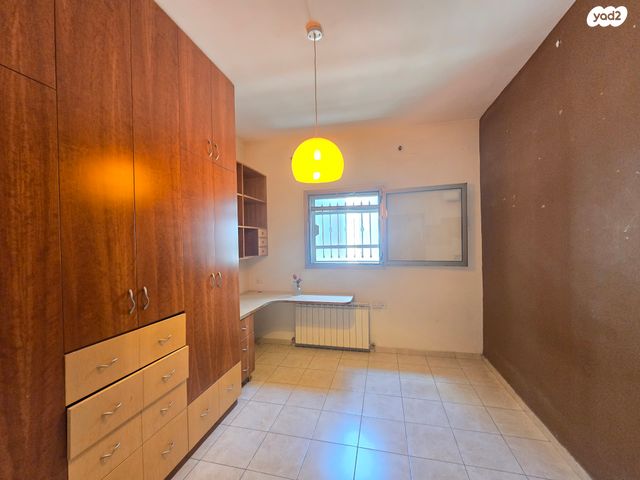 דירת גן, ברכה צפירה, רמת שרת, ירושלים