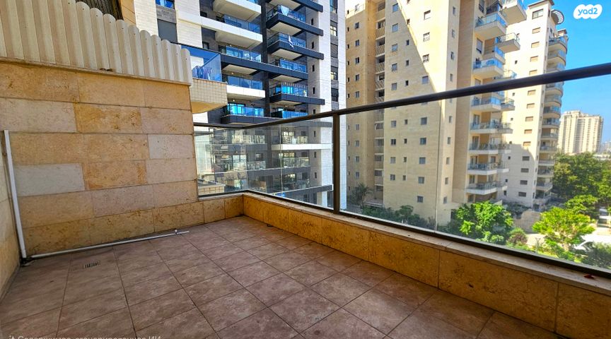 דירה, אמיר דרורי, קרית אילון, חולון