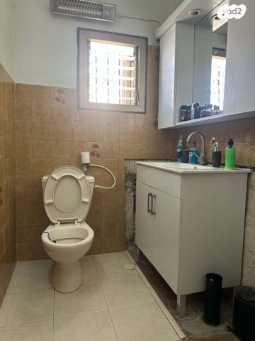 דירה, יהושע חנקין 72, מרכז, קרית עבודה, חולון