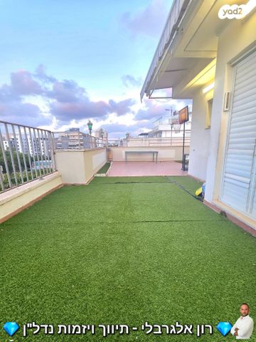 דופלקס, קרן היסוד, קרית שרת מערב, חולון