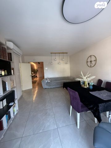 דירת גן, שמואל הנביא 10, חזון עובדיה / רמת בית שמש ג-2, בית שמש