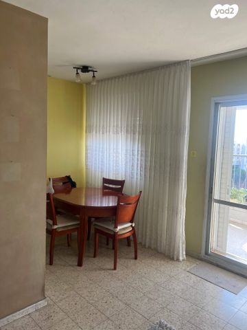 דירה, הנוריות, רמות יצחק, נשר