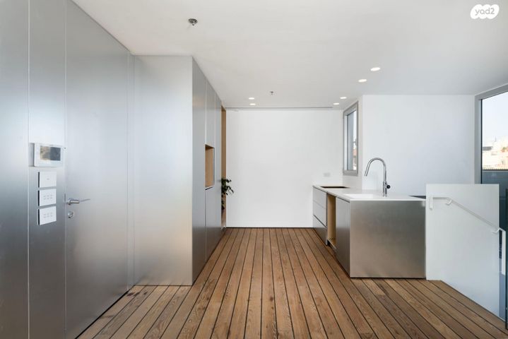 גג/ פנטהאוז, מל"ן 23, כרם התימנים, תל אביב יפו