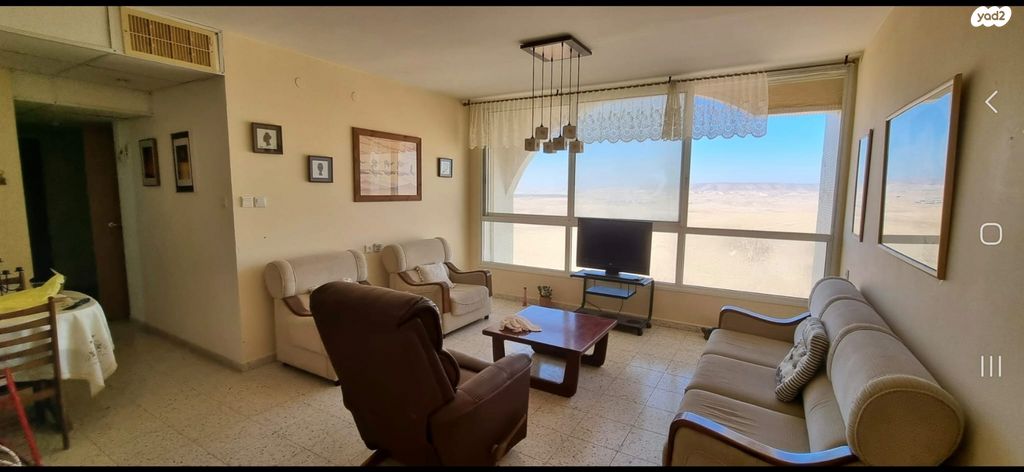 דירה, חלמיש, ערד