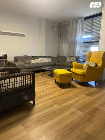 דירה, יהושע חנקין 72, מרכז, קרית עבודה, חולון