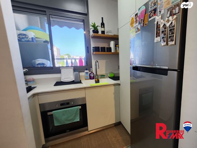 דירה, צבי ש"ץ 35, גרין ועם, חולון