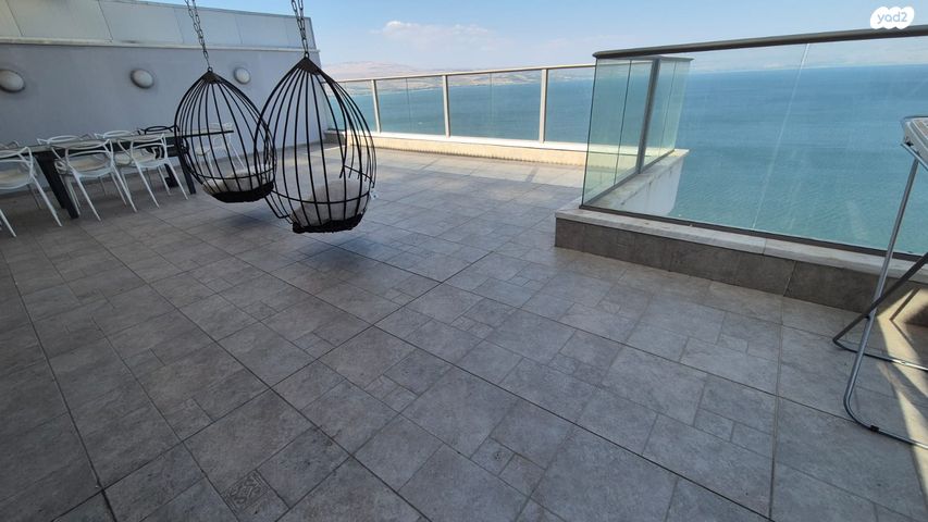 גג/ פנטהאוז, שדרות הרצל 19, קרית שמואל, טבריה