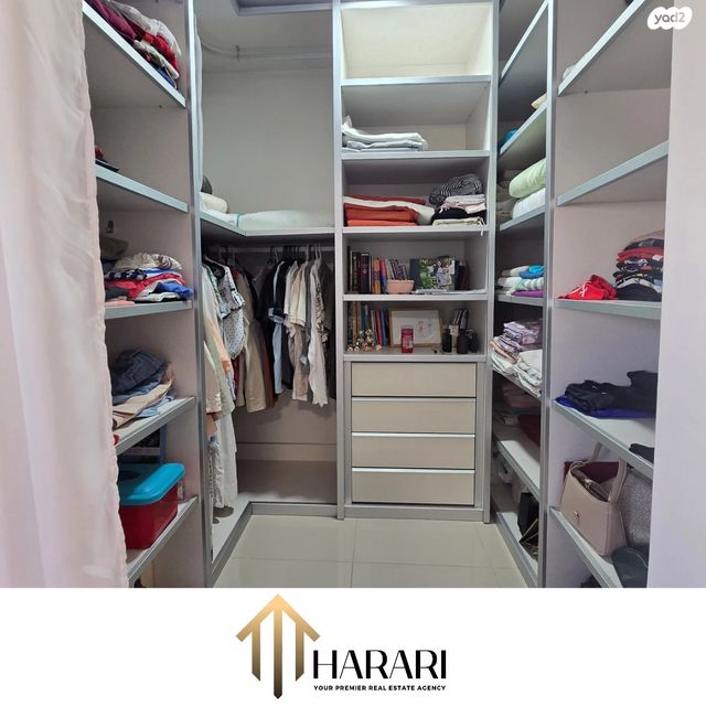 טריפלקס, אופקים