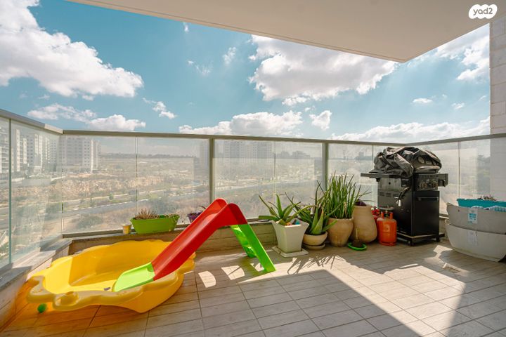 דירה, רקפת, חריש