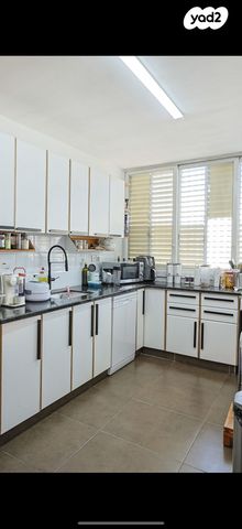 דירה, מרכז, הרצליה