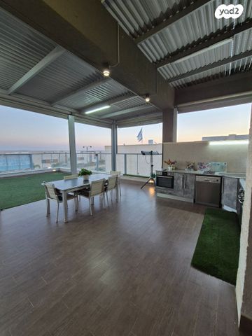 גג/ פנטהאוז, יוסף בורג, נווה זאב, נאות אילן, באר שבע