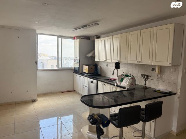 דירה, שרה אהרונסון, המרכז השקט / מרכז העיר, פתח תקווה