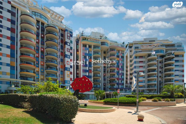 דירה, מיכאל נאמן, גלילות, תל אביב יפו