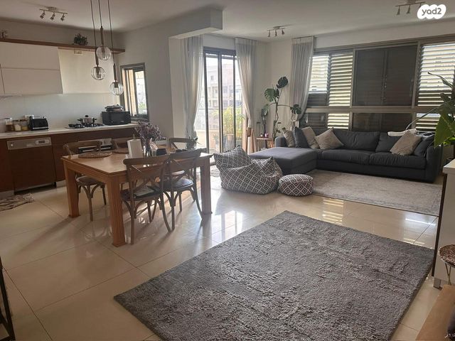 דירה, אגדתי, גני צהלה, רמות צהלה, תל אביב יפו