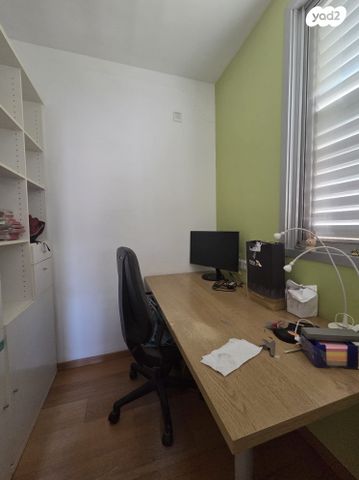 דירה, פרופס 3, נווה רם, שיכון מזרחי, רמת גן