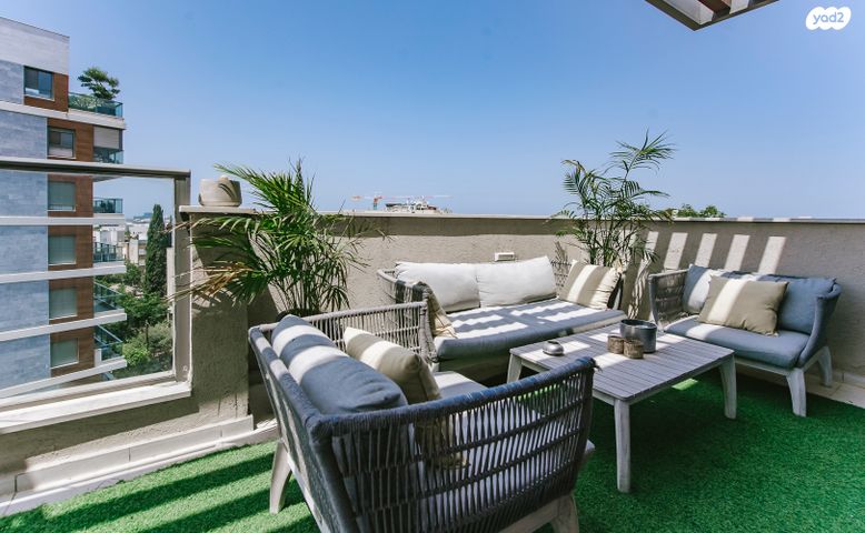 גג/ פנטהאוז, יהודה הלוי 4, מרכז, הרצליה