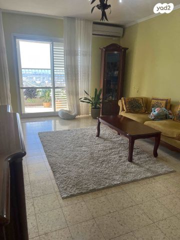 דירה, הנוריות, רמות יצחק, נשר