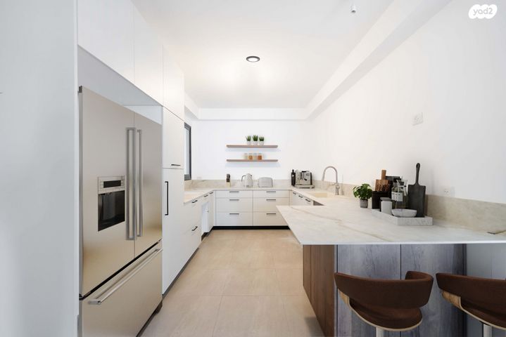 דירה, רועי קליין, קרית קריניצי, רמת גן