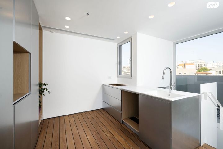 גג/ פנטהאוז, מל"ן 23, כרם התימנים, תל אביב יפו