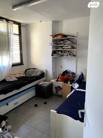 דירה, יצחק בן צבי 24, פאר, חדרה