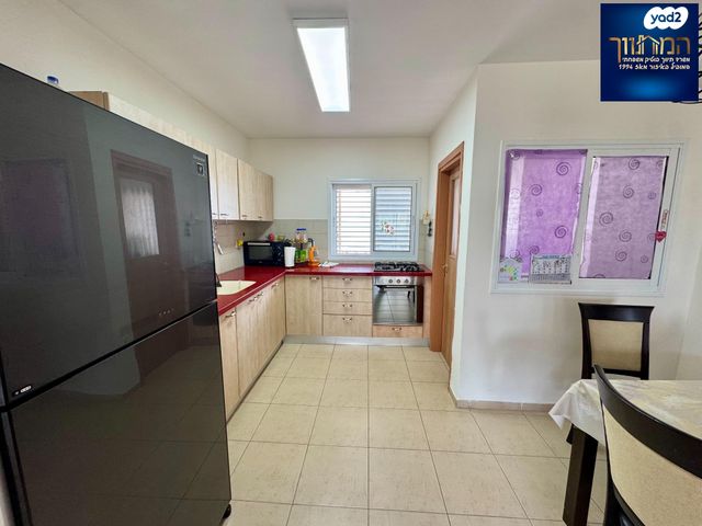 דירה, נחל איילון, צור יצחק, צור יצחק